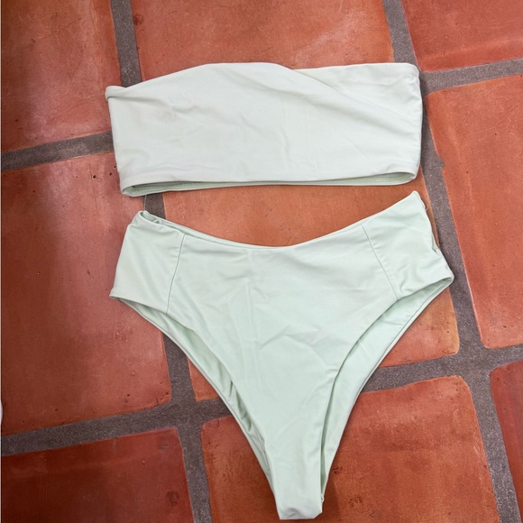 Zaful Light Green Bikini Top - Picture 1 of 3